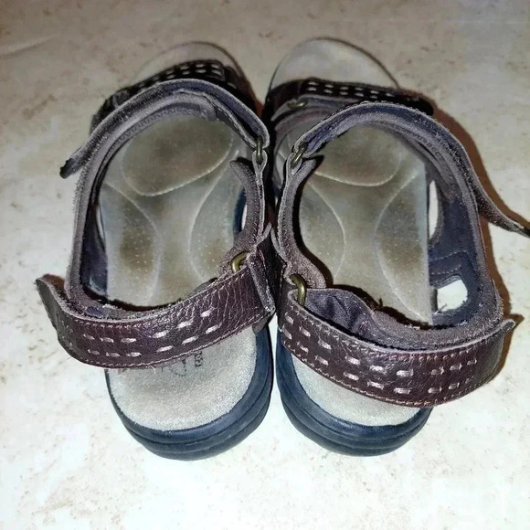 CLARKS Collection Brown Sandals Women's 7 - Picture 3 of 5